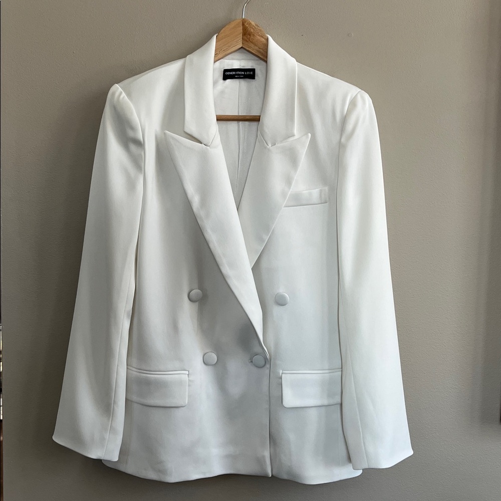 Generation Love white double breasted linen blazer size medium